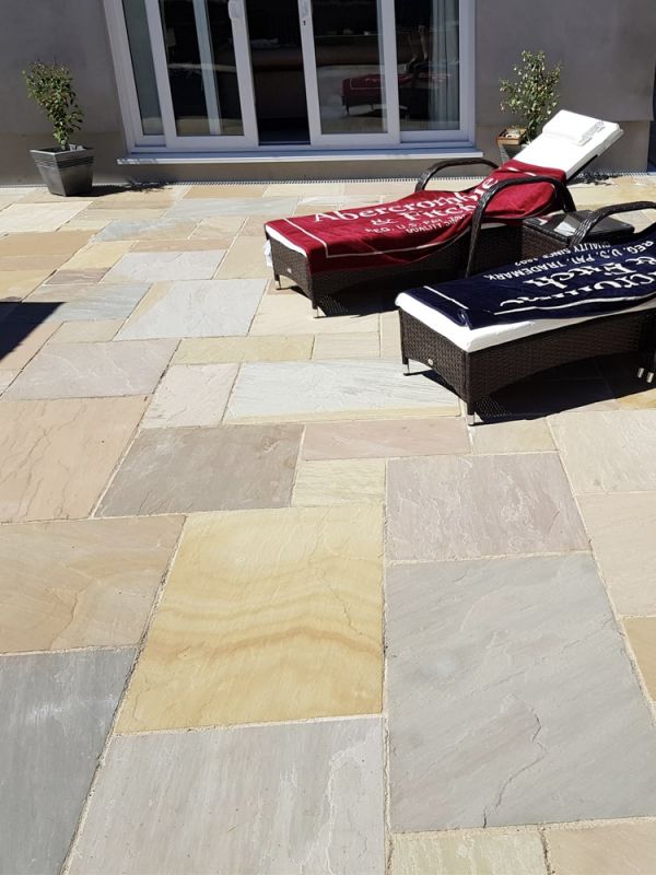 Rippon Buff Indian Sandstone Slabs - Mix Size Patio Pack
