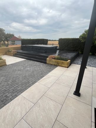 Idemo Beige Outdoor Tile - 900x600x20mm
