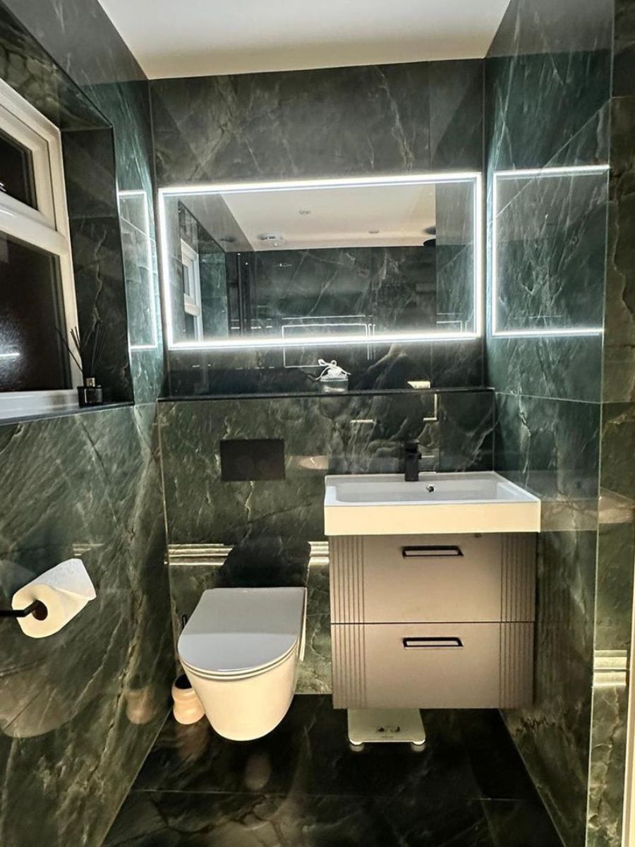 Manos Green Porcelain Tile